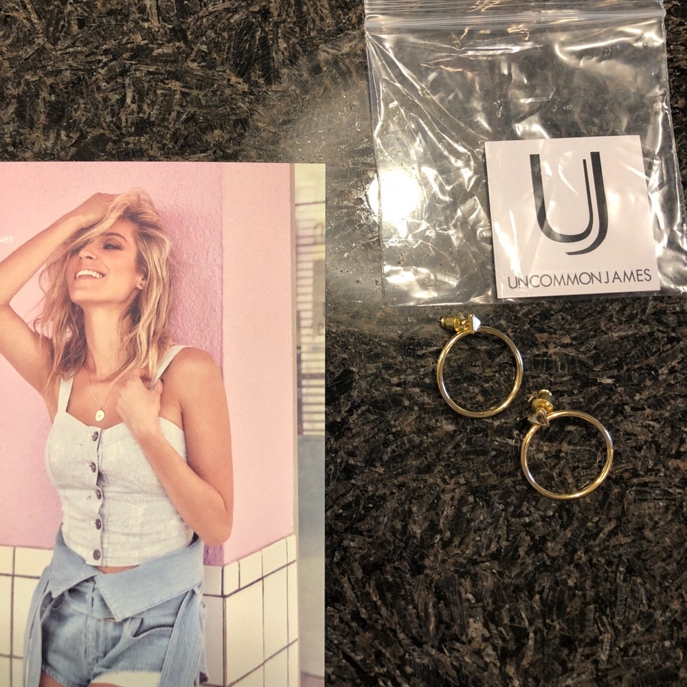 Uncommon James - Little Flirt earrings in gold